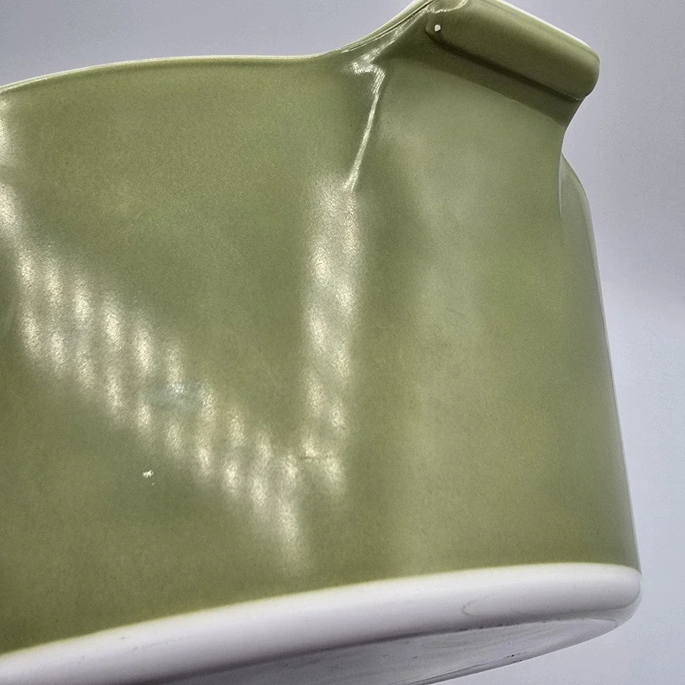 Vintage Corning Ware Avocado Green 2.5QT Casserole Dish P-702 1/2-B‎
